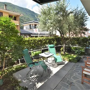 https://locazione-turistica-la-casa-di-lara-by-interhome.it-lombardy.com
